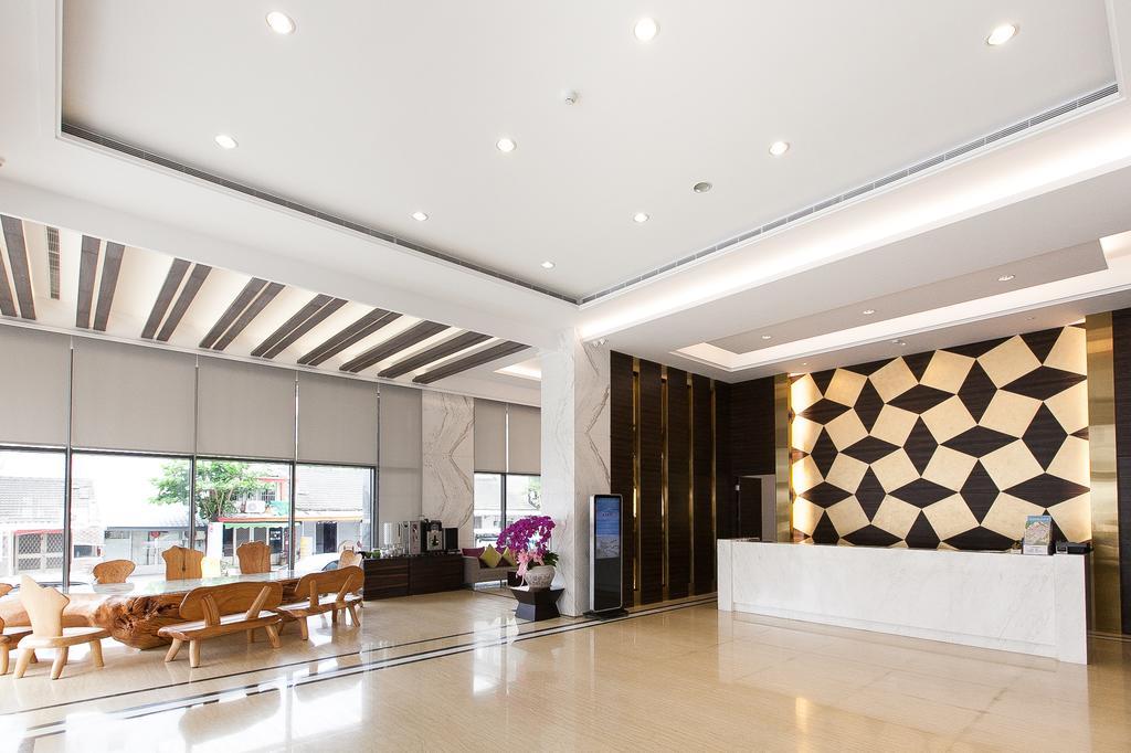 Hoya Hotel T'ai-tung Zewnętrze zdjęcie