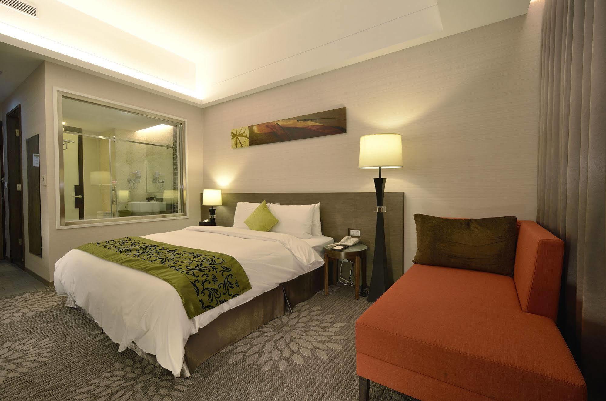 Hoya Hotel T'ai-tung Zewnętrze zdjęcie